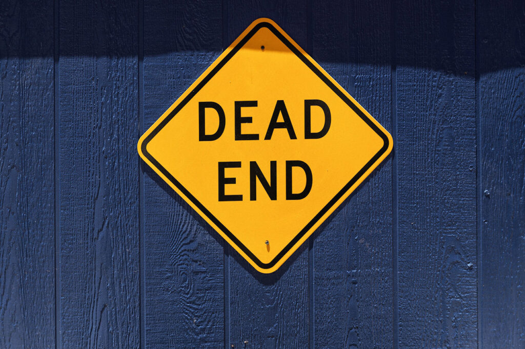 Best-Tips-To-Ensure-Proper-Street-Signage-for-Community-Safety-0