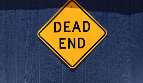 Best-Tips-To-Ensure-Proper-Street-Signage-for-Community-Safety-0