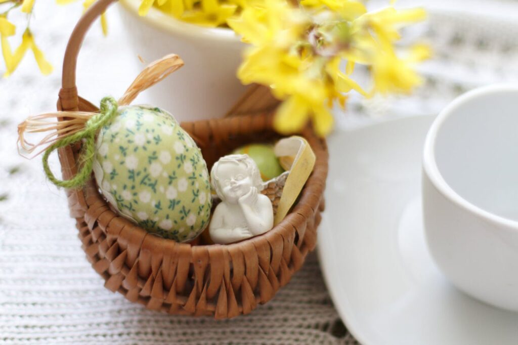 How to Start & Design a Gift Basket Business-01