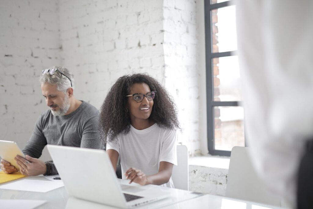 Hiring the Right IT Professional for Your Project-01