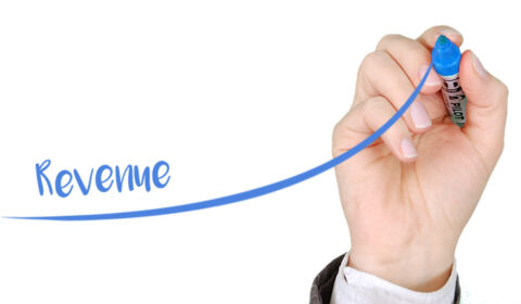 Design-a-Revenue-Operations-Roadmap-That-Aligns-With-Business-Objectives-01
