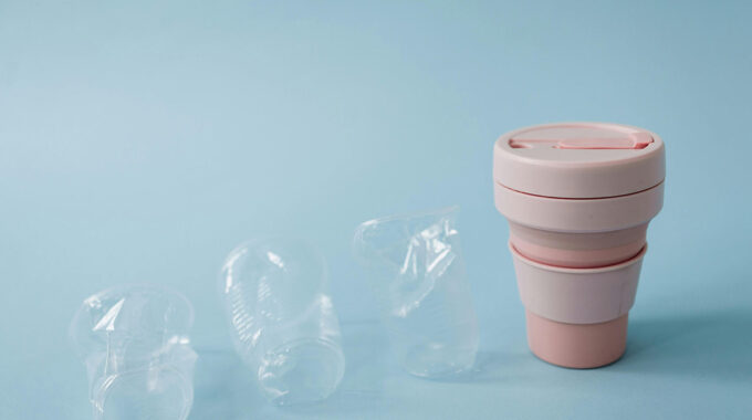 Designing-Unique-Custom-Plastic-Cups