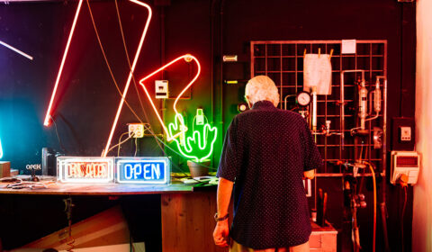 Yellowpop-Neon-Signs-01